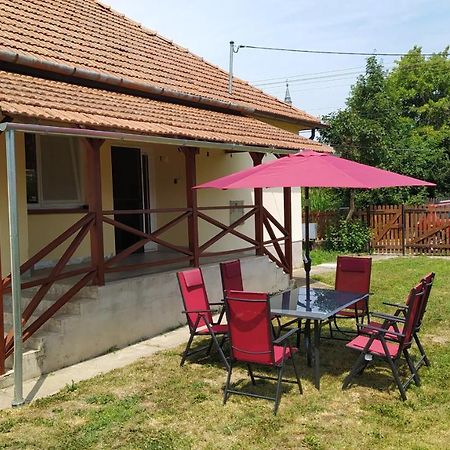 Oeregakac Vendeghaz Villa Tiszaladány Exterior foto
