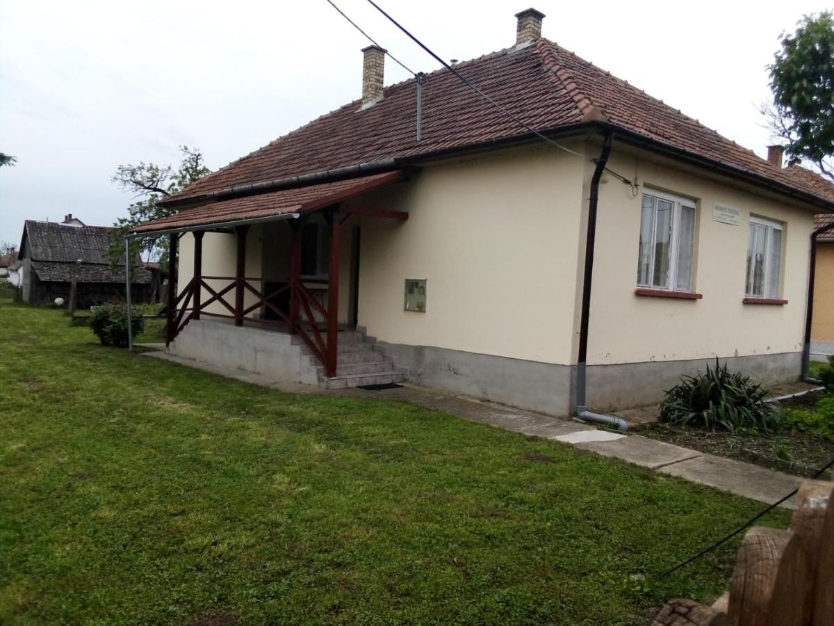 Oeregakac Vendeghaz Villa Tiszaladány Exterior foto