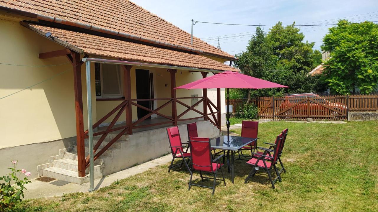Oeregakac Vendeghaz Villa Tiszaladány Exterior foto