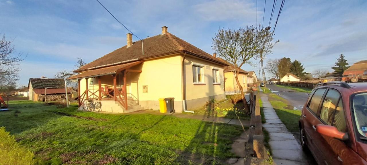 Oeregakac Vendeghaz Villa Tiszaladány Exterior foto